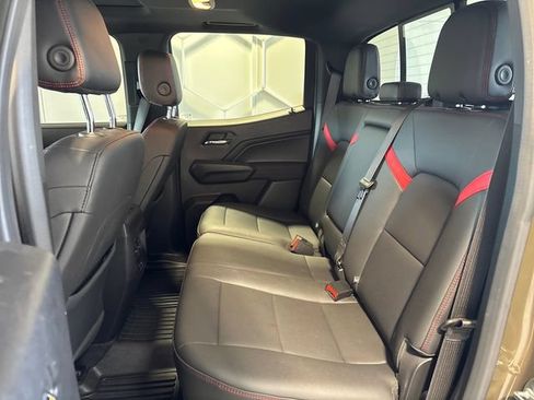 Used 2024 Chevrolet Colorado Z71 w/ Z71 Convenience Package 2 AWD/4WD image 14