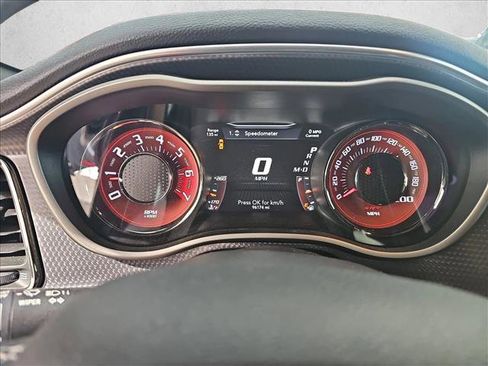 Used 2015 Dodge Challenger SRT Hellcat image 19