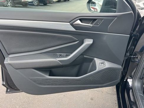 Used 2025 Volkswagen Jetta Sport image 26