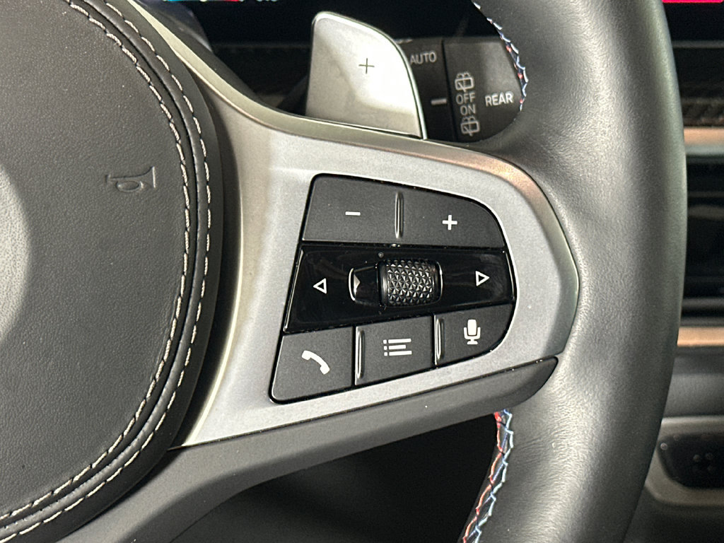 Used 2025 BMW X7 M60i w/ Executive Package AWD/4WD image 26