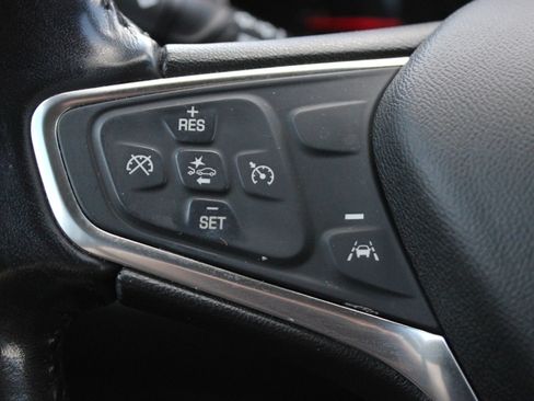 Used 2019 Chevrolet Equinox LT w/ Driver Convenience Package FWD image 27