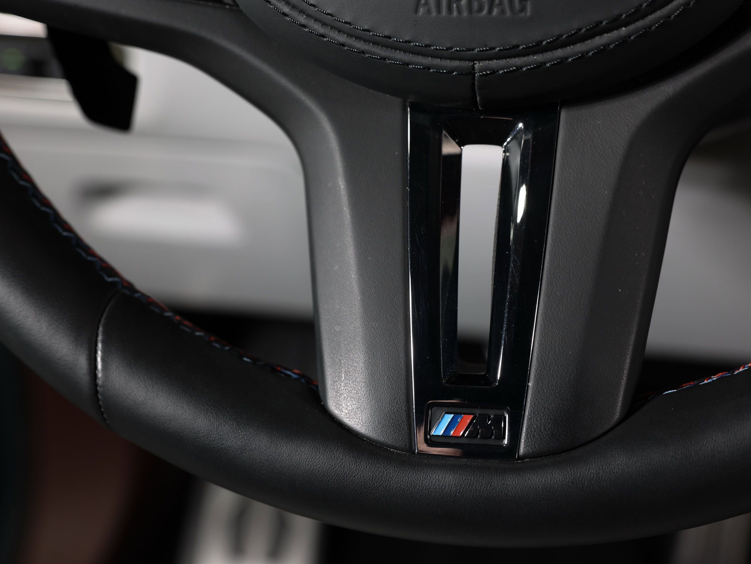 Used 2025 BMW XM AWD/4WD image 32