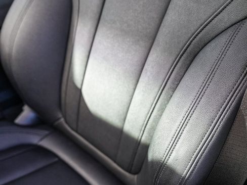 Used 2020 BMW 330i Sedan w/ Premium Package image 23