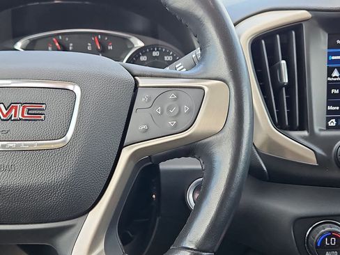 Used 2018 GMC Terrain Denali w/ Advanced Safety Package AWD/4WD image 31
