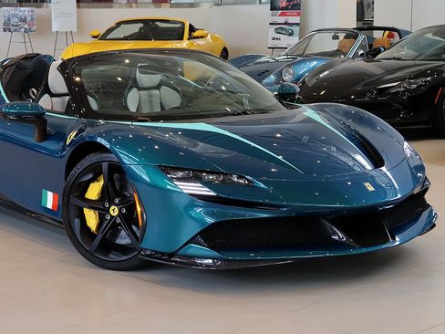 Certified 2022 Ferrari SF90 Spider AWD/4WD image 3