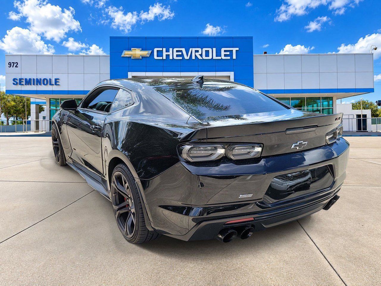 Used 2022 Chevrolet Camaro SS RWD image 4
