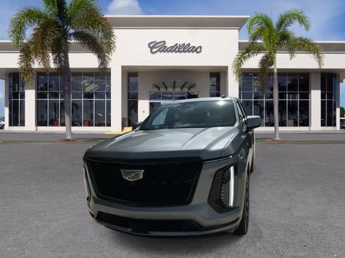 Certified 2026 Cadillac Escalade Platinum Sport AWD/4WD image 5