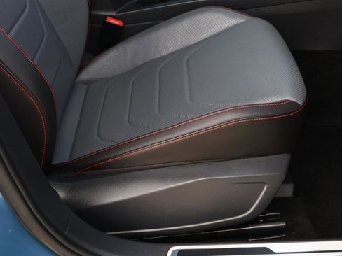 Used 2025 Volkswagen Jetta GLI Autobahn image 18