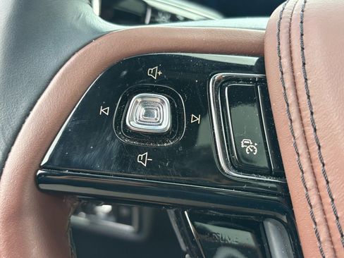 Used 2025 Lincoln Aviator Reserve w/ Equipment Group 201A image 37