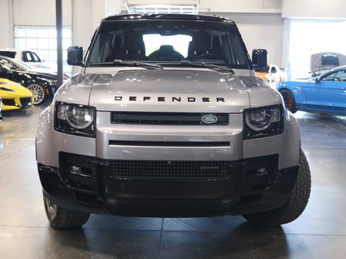 Used 2023 Land Rover Defender 110 X-Dynamic SE AWD/4WD image 2
