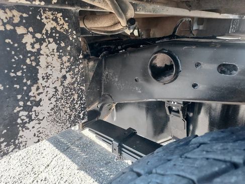 Used 2022 Chevrolet Silverado 2500 LT w/ Convenience Package image 23