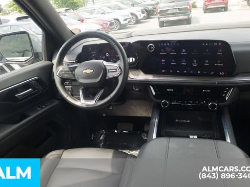 Used 2025 Chevrolet Tahoe LT AWD/4WD image 22