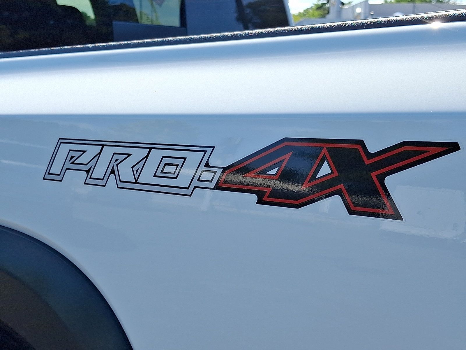 Used 2026 Nissan Frontier PRO-4X w/ Pro-4x Convenience Package AWD/4WD image 32