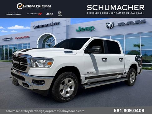 Certified 2024 RAM 1500 Big Horn AWD/4WD image 3
