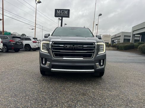 Used 2022 GMC Yukon SLT w/ SLT Premium Package image 6