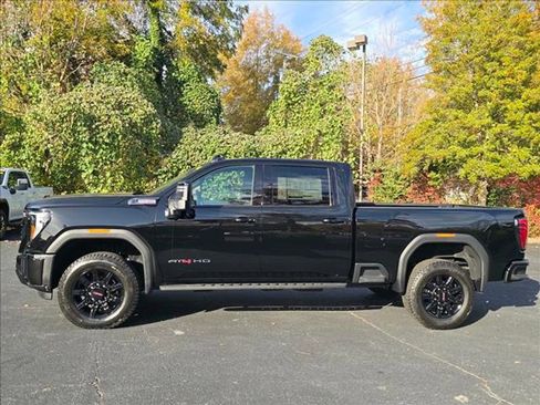 New 2026 GMC Sierra 2500 AT4 w/ AT4 Premium Plus Package image 18