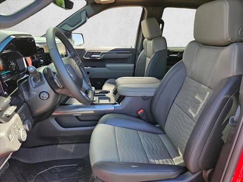 New 2026 Chevrolet Silverado 1500 ZR2 w/ Dark Appearance Package AWD/4WD image 4