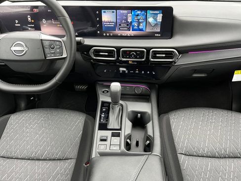 New 2026 Nissan Sentra SV w/ SV Convenience Package FWD image 4