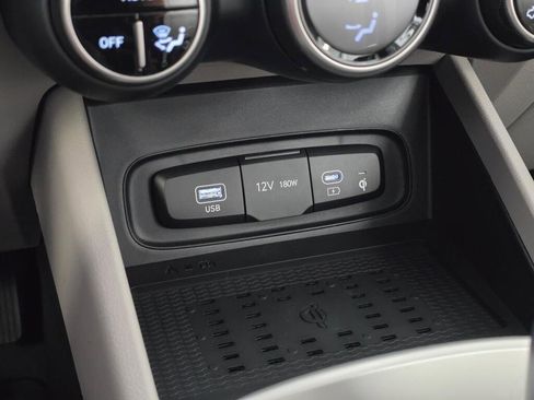 New 2026 Hyundai Venue SEL image 31