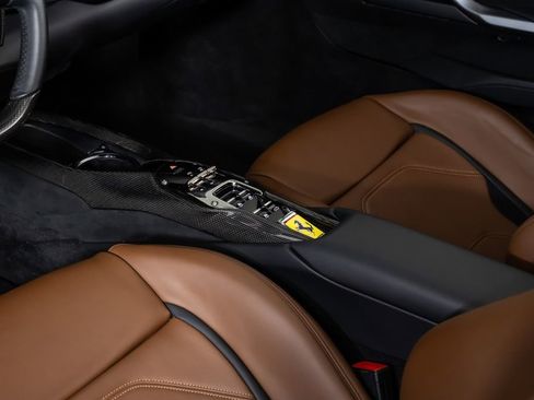 Used 2023 Ferrari 296 GTS image 38