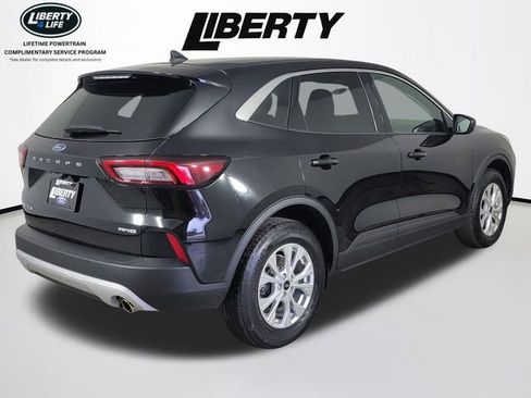 Used 2023 Ford Escape Active AWD/4WD image 3