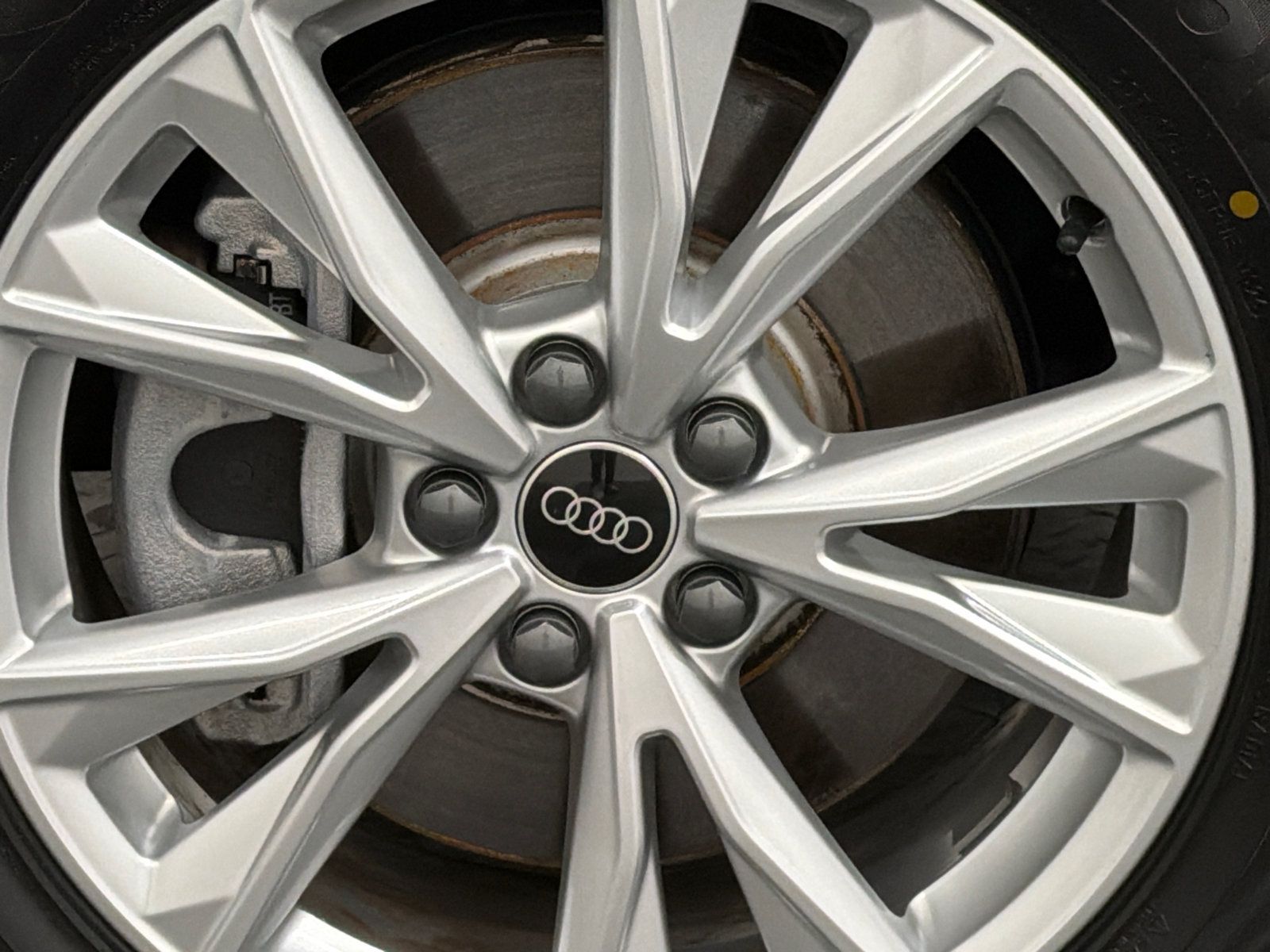 Used 2025 Audi Q3 2.0T Premium AWD/4WD image 5