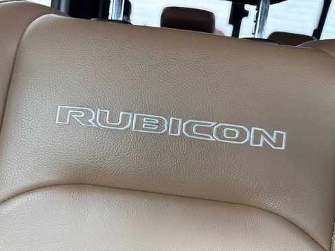 Used 2020 Jeep Gladiator Rubicon w/ Uconnect 4C Nav & Sound Group image 29