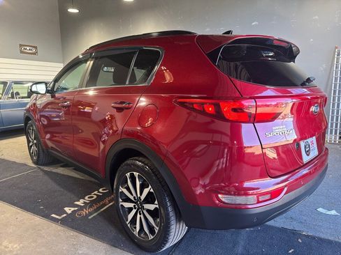 Used 2019 Kia Sportage EX w/ EX Technology Package image 4