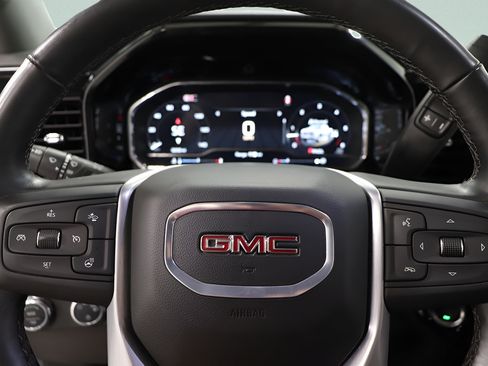 Used 2025 GMC Sierra 1500 SLE AWD/4WD image 11
