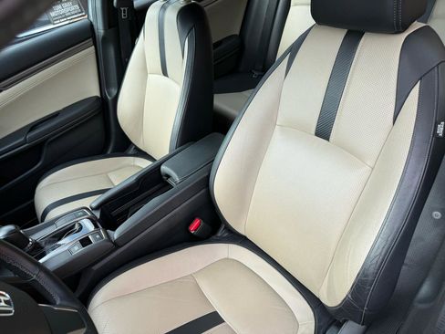 Used 2018 Honda Civic Sport Touring image 6