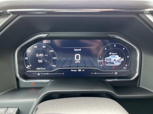 Used 2024 GMC Sierra 1500 AT4 w/ Technology Package image 39