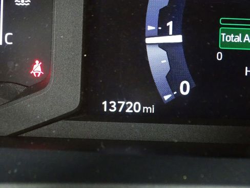 Used 2025 Toyota 4Runner SR5 image 32