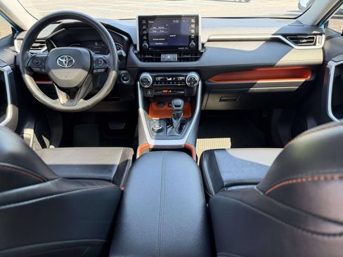 Certified 2019 Toyota RAV4 Adventure AWD/4WD image 2