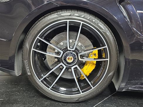 Used 2022 Porsche 911 Turbo S image 29