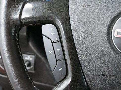 Used 2017 GMC Savana 2500 RWD image 20