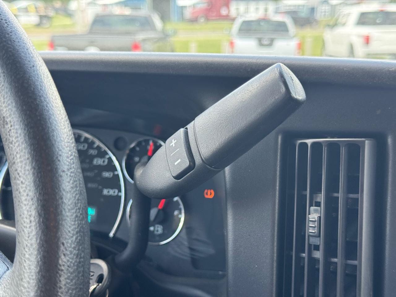Used 2021 Chevrolet Express 2500 RWD image 20