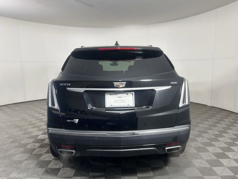 Certified 2022 Cadillac XT5 Sportv w/ Technology Package image 16