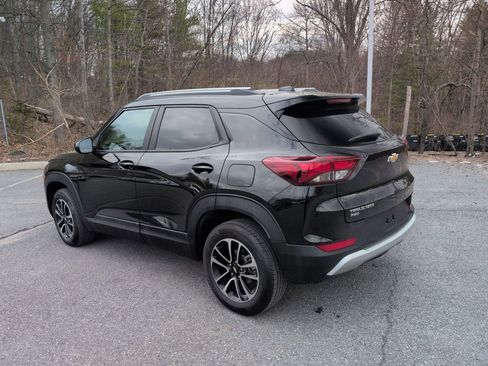 Used 2024 Chevrolet TrailBlazer LT image 7