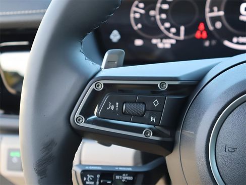 New 2026 Porsche Panamera image 28