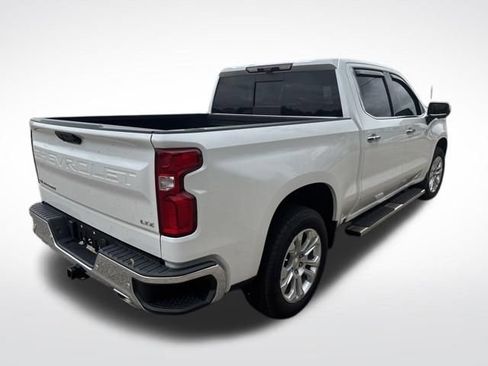 Used 2023 Chevrolet Silverado 1500 LTZ w/ LTZ Premium Package AWD/4WD image 3