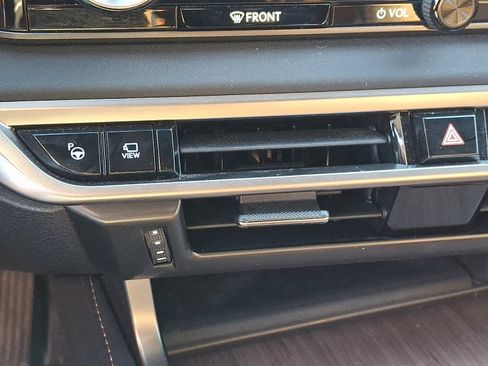 Used 2024 Lexus RX 350 Premium image 18