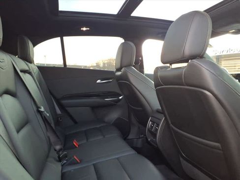 Used 2024 Cadillac XT4 Luxury w/ Cold Weather Package image 12