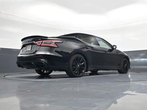 Used 2021 Nissan Maxima SR w/ Sport Mat Group image 23