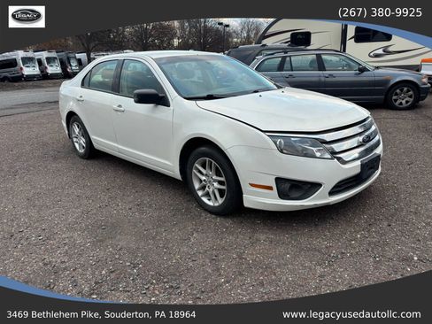 Used 2012 Ford Fusion S image 1