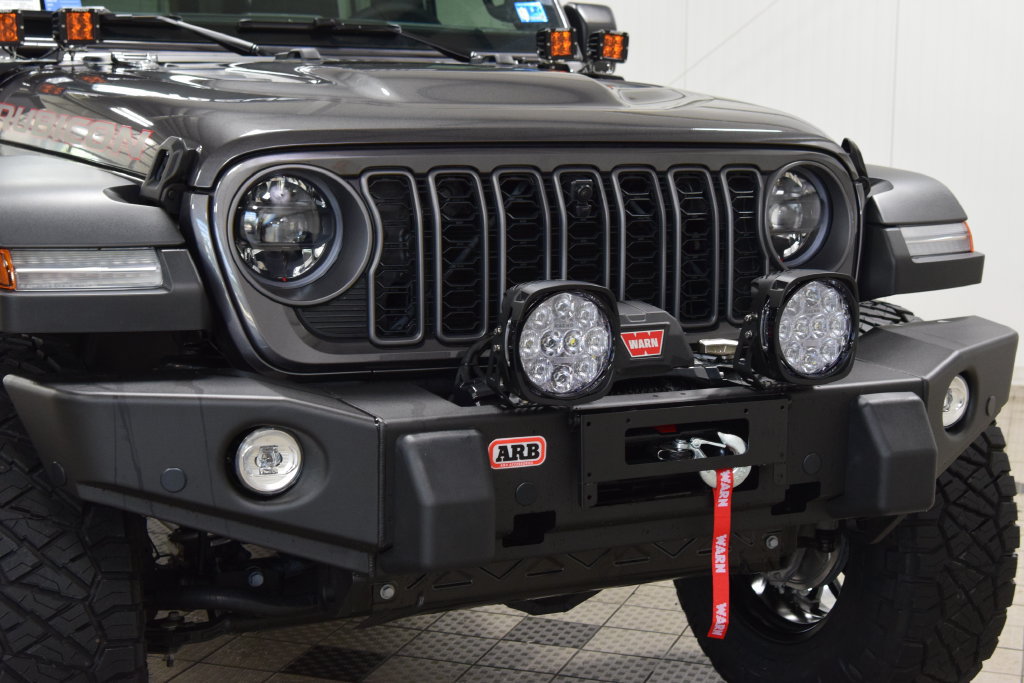 Used 2026 Jeep Wrangler Unlimited Rubicon w/ Safety Group AWD/4WD image 13