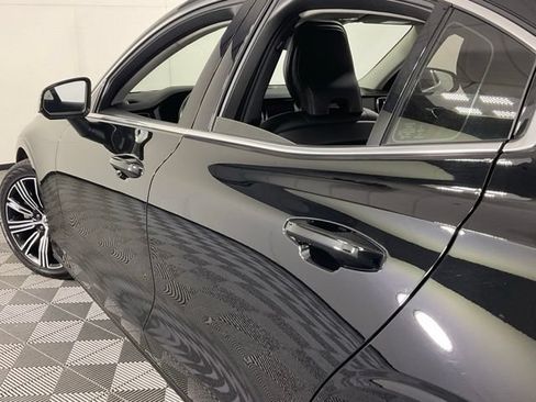 Certified 2022 Volvo S60 B5 Inscription AWD/4WD image 36