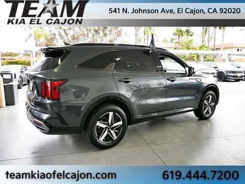 Certified 2023 Kia Sorento S w/ Panoramic Sunroof Package FWD image 8