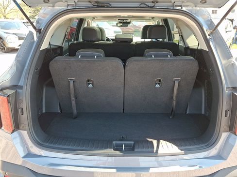 Used 2025 Kia Sorento S w/ Panoramic Sunroof Package AWD/4WD image 29