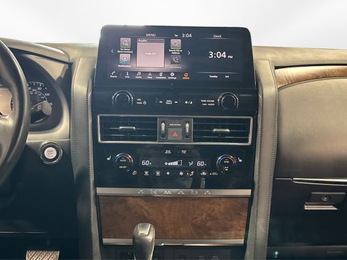 Used 2022 Nissan Armada SL w/ Captain's Chairs Package AWD/4WD image 28