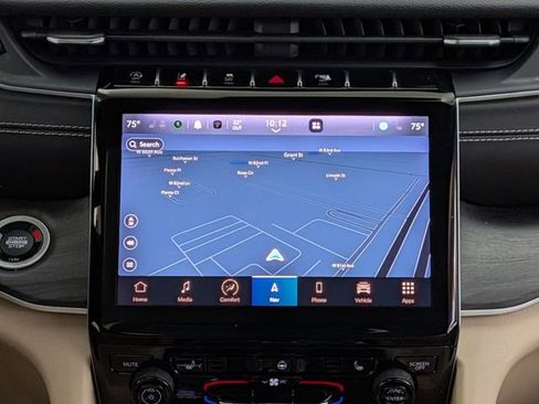 Used 2021 Jeep Grand Cherokee L Limited image 33